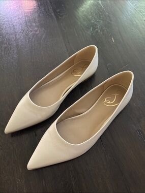 Sam Edelman Pointed Toe Flats in Cream sz 8